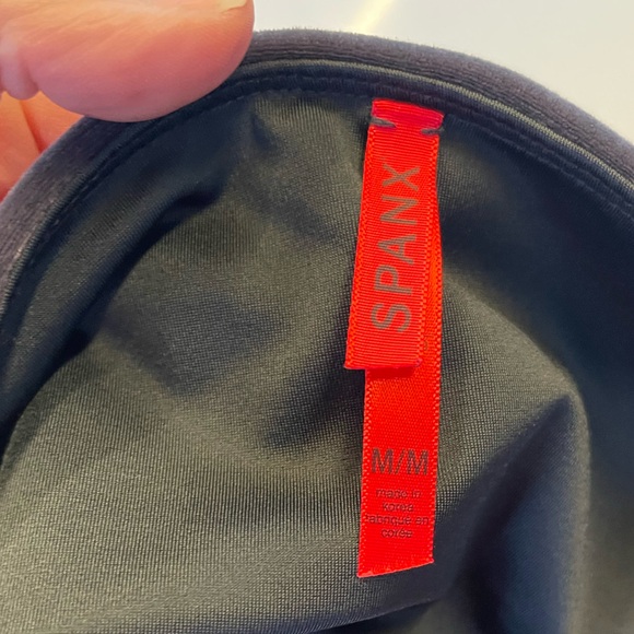 SPANX Gray Velvet luxe flatter fit Leggings sz Medium - Picture 13 of 15